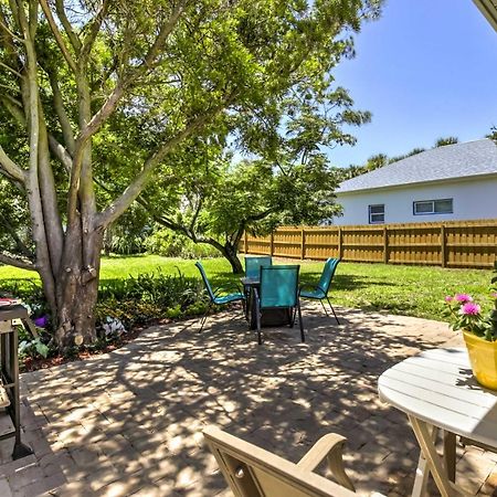 New Smyrna Beach Abode With Fire Pit, Walk To Beach! Exteriér fotografie