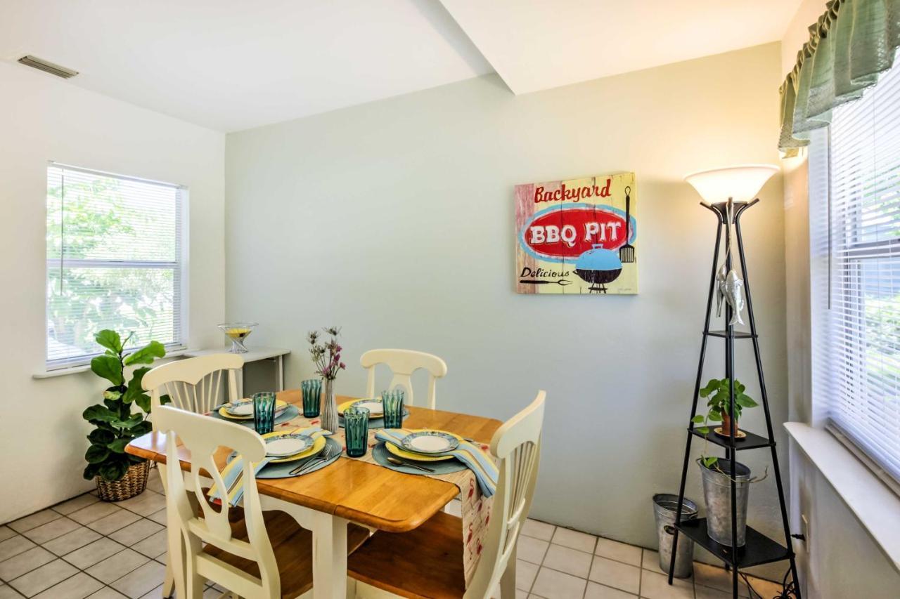 New Smyrna Beach Abode With Fire Pit, Walk To Beach! Exteriér fotografie