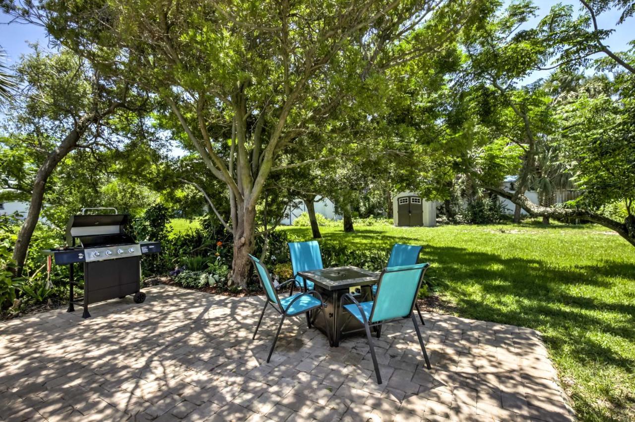 New Smyrna Beach Abode With Fire Pit, Walk To Beach! Exteriér fotografie